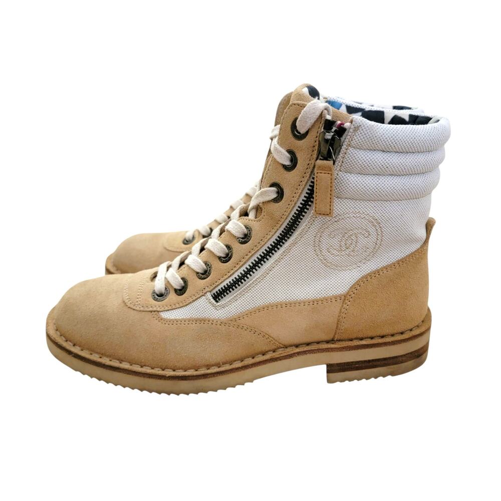 Chanel Combat Ankle Suede CC Logo Lace Up Beige Hiking Boots Canvas IT 38 US 7.5